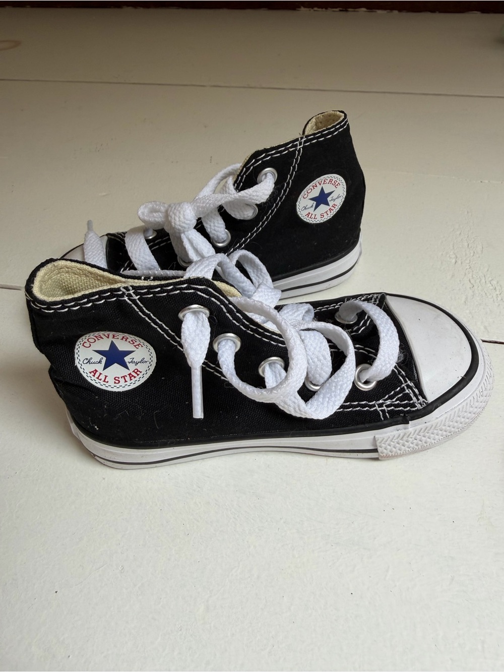 Converse Kids Chuck Taylor High Top Sneakers - Black & White